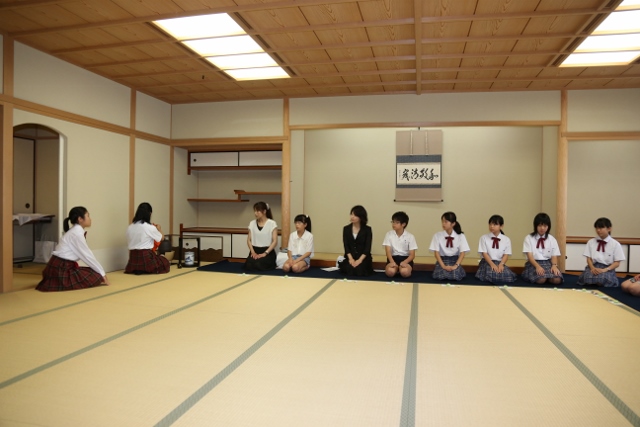 8񕶗